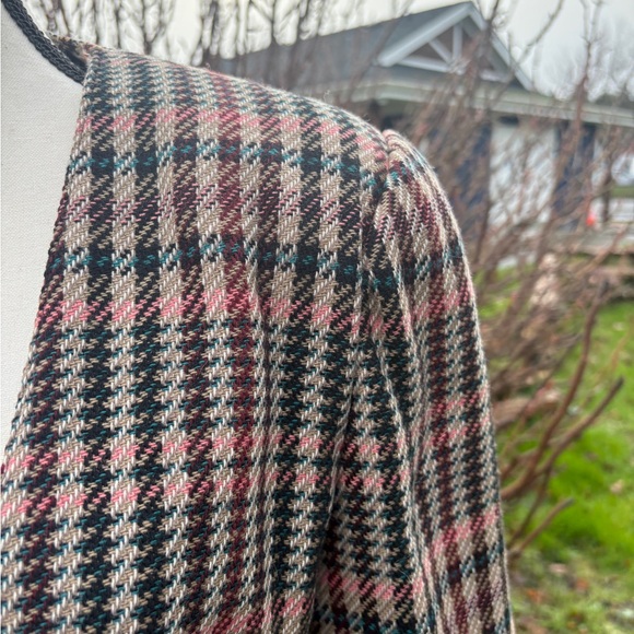 Giorgio Armani Plaid Wool Skirt Set - Picture 3 of 15